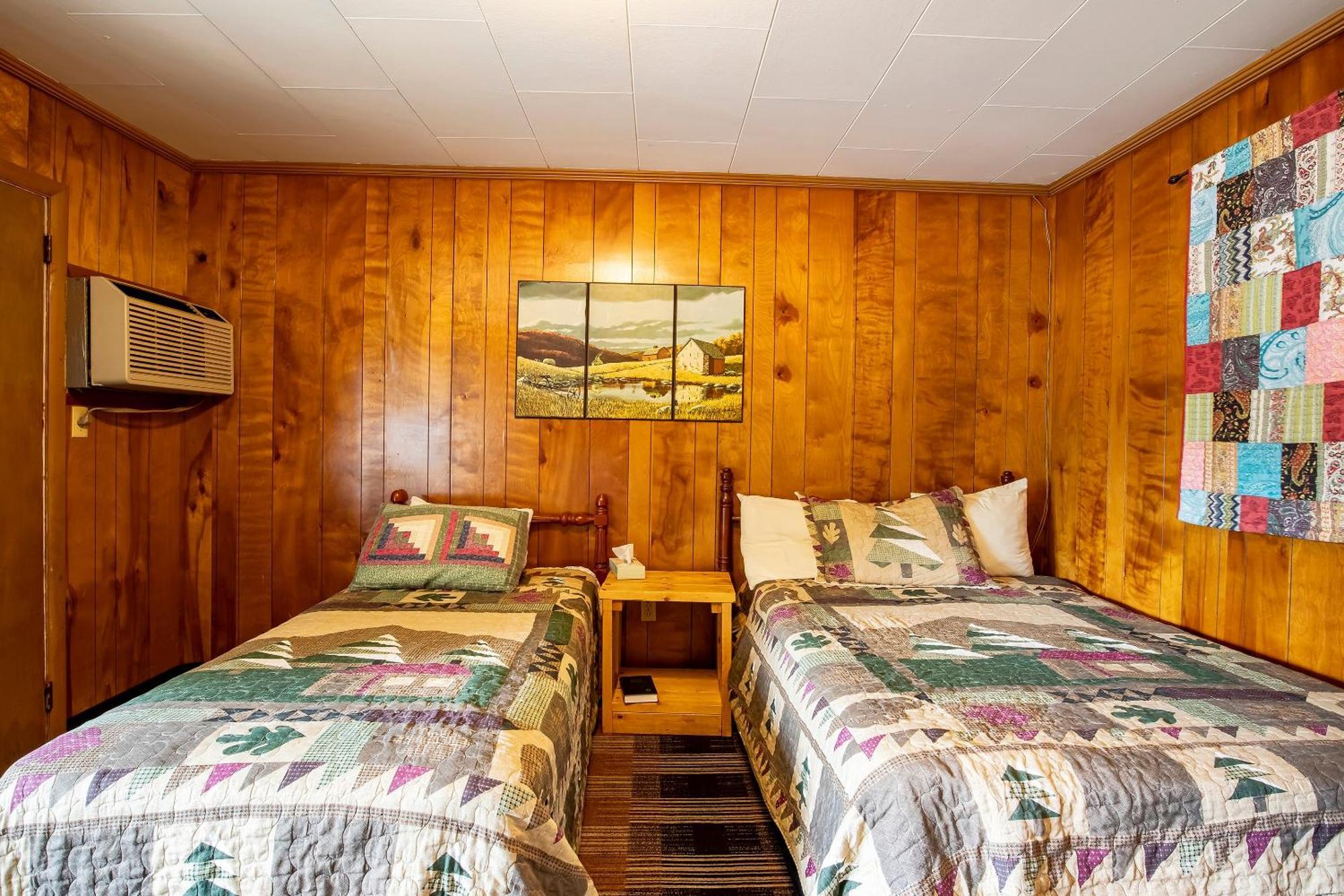 Lloyd'S On The River Country Inn By Oyo Bryson City Ngoại thất bức ảnh