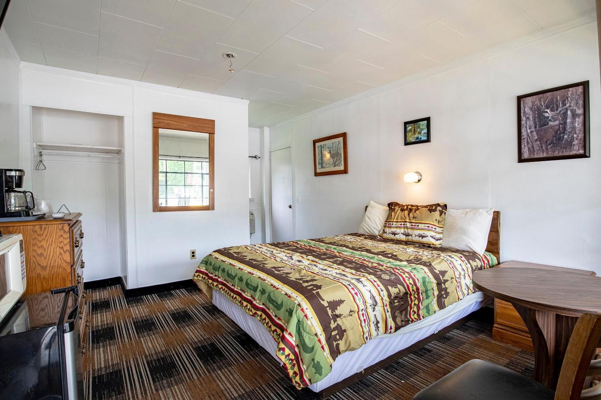 Lloyd'S On The River Country Inn By Oyo Bryson City Ngoại thất bức ảnh