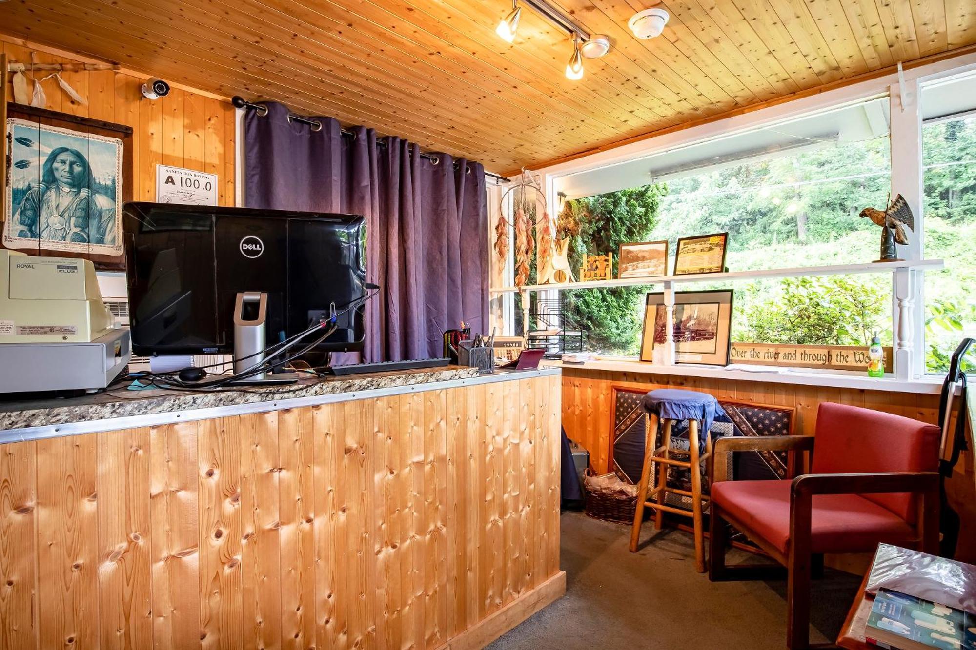 Lloyd'S On The River Country Inn By Oyo Bryson City Ngoại thất bức ảnh